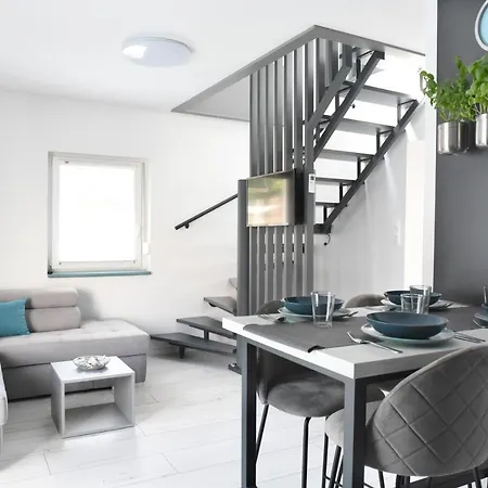 Bell Nyaralo Agard Semesterbostad *